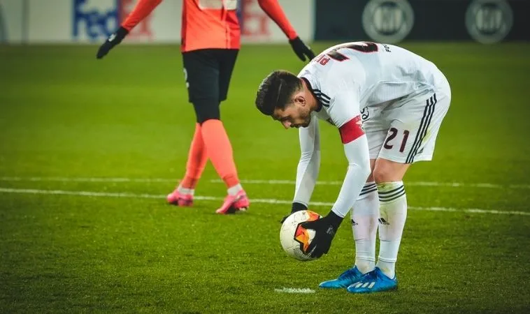 Cần tìm hiểu về tình huống bị phạt penalty trước khi cược kèo